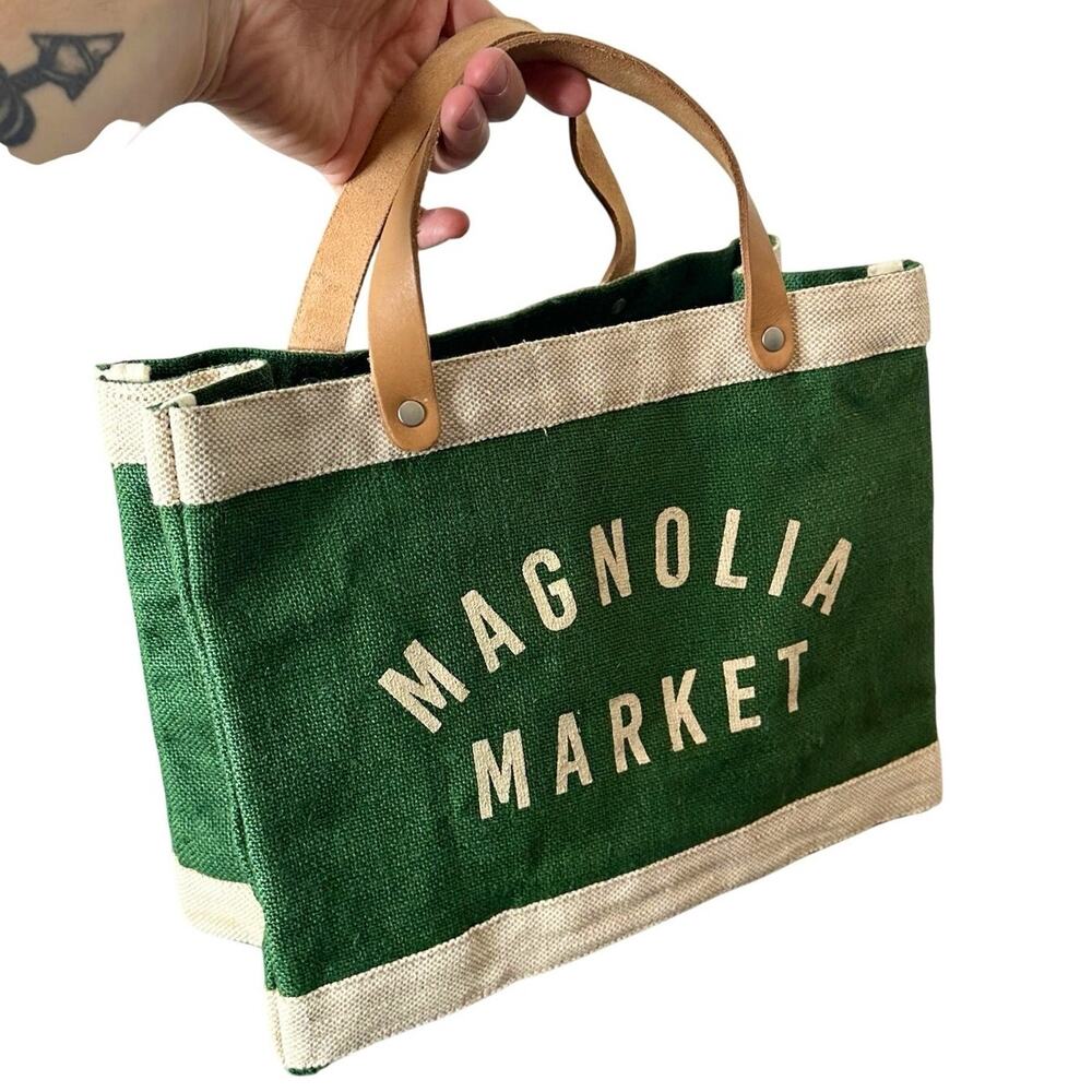 Apolis Global Citizen Magnolia Market Green Tote Bag 100% Natural Golden Jute